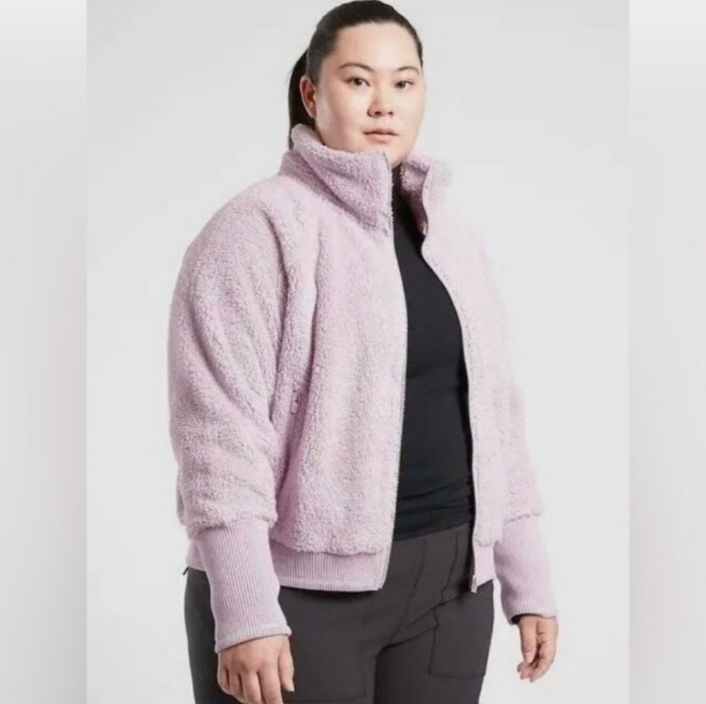 HP 🎉 Athleta Tugga Sherpa Jacket Size 3X Light Purple